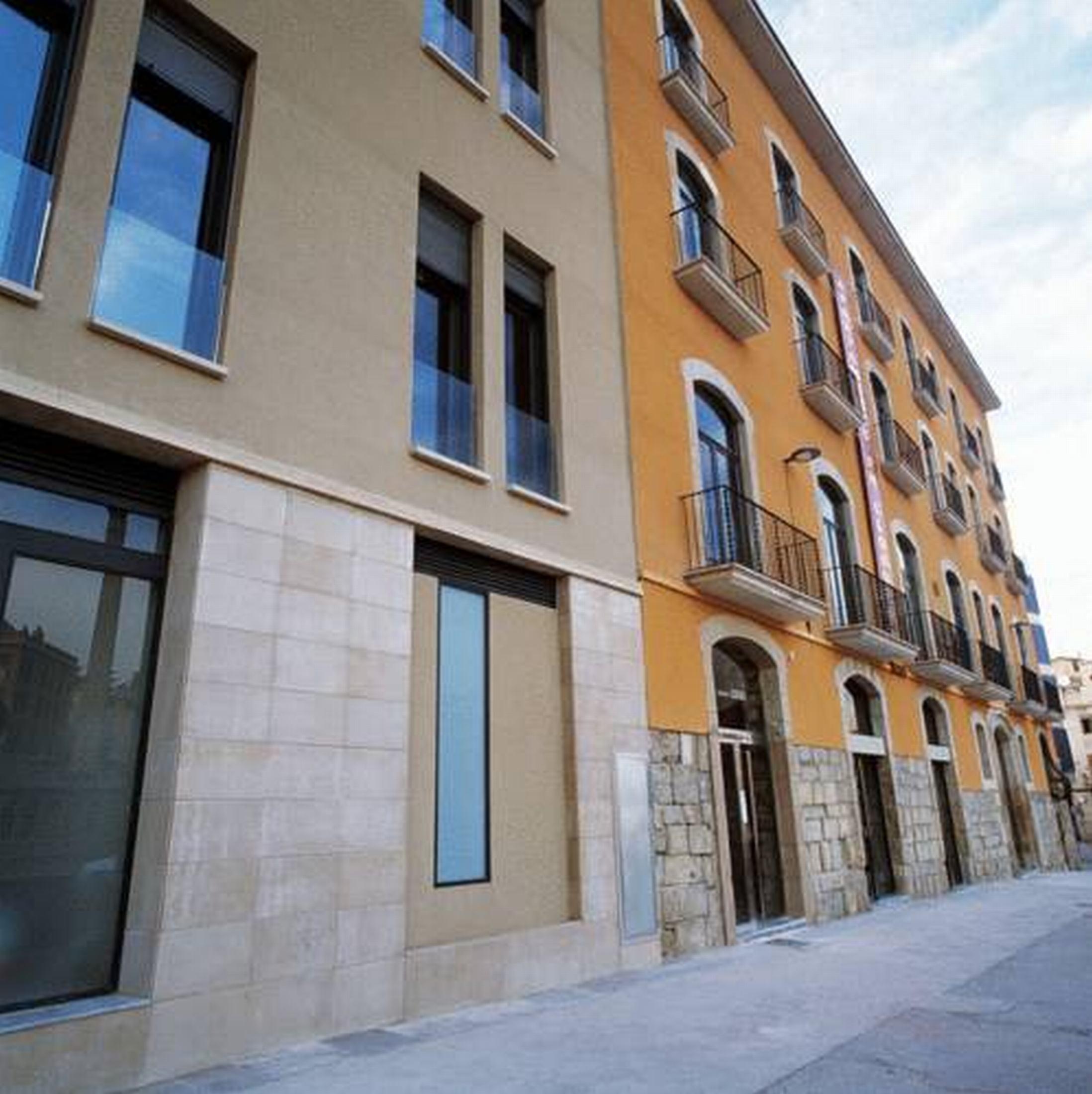 Urbi Apartments Manresa Ngoại thất bức ảnh